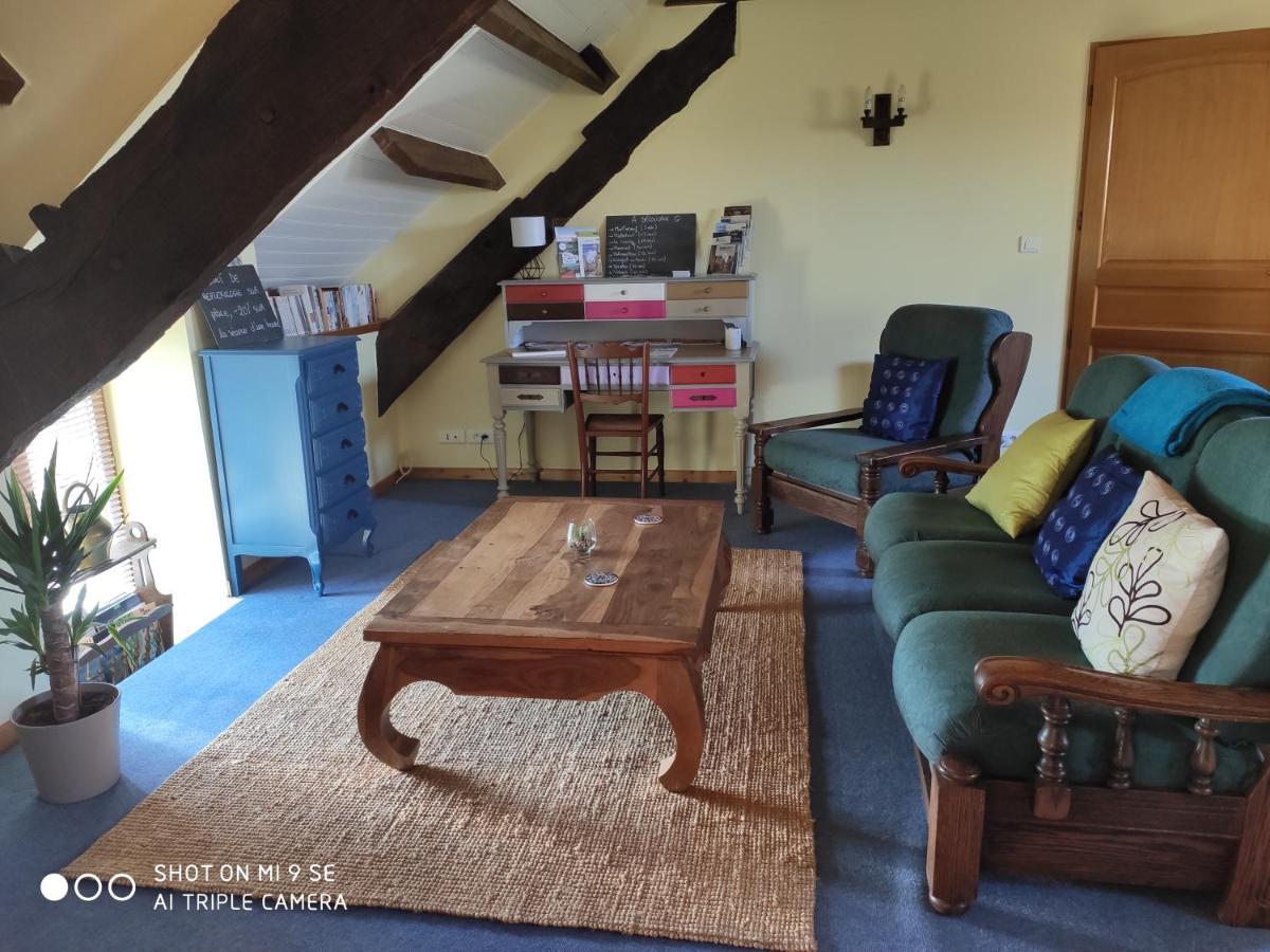 Апартаменты Gite Le Grenier Aux Portes De Broceliande Reminiac Экстерьер фото